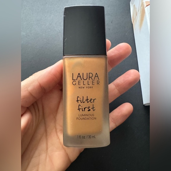 Laura Geller Filter First Luminous Foundation 30ml - Pecan - Picture 8 of 10